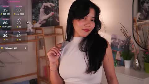 Lee online show from September 29, 5:45 pm