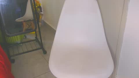 catrine online show from October 18, 8:40 am