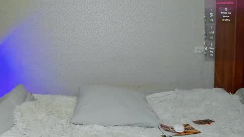 Snapshot of caties_cutes2 chatting on March 8, 1:14 pm Tobi Den online show from March 8, 1:14 pm