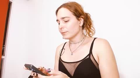 Catalina Restrepo online show from October 3, 12:20 am