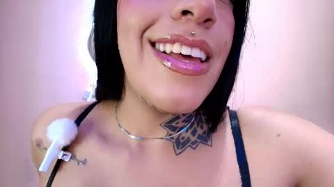 Cattleya online show from April 11, 4:17 am