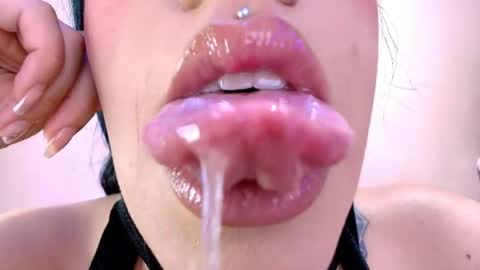 Cattleya online show from March 19, 4:40 am