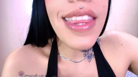 Cattleya online show from February 6, 3:10 am