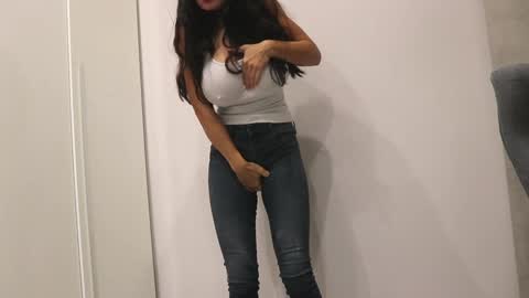 catty online show from October 4, 5:33 pm