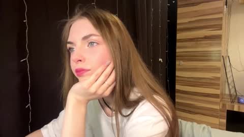 Polly online show from February 25, 4:10 pm