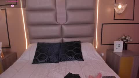 caylincollins online show from March 6, 3:27 am