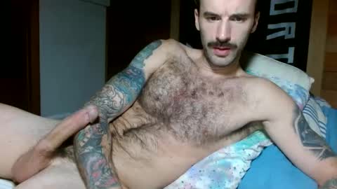 ccumshooter69 online show from December 29, 2:38 am