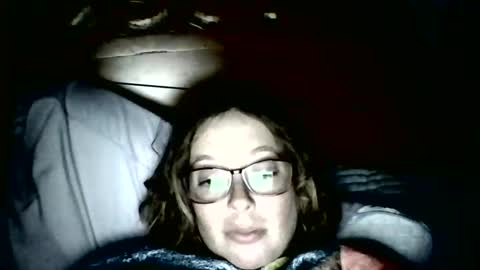 cdutton1997 online show from May 28, 3:48 am