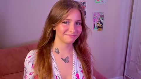 Snapshot of ceceliapidcock chatting on September 13, 8:55 pm Lina online show from September 13, 8:55 pm