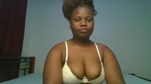 ceepretty25 online show from March 19, 9:37 am