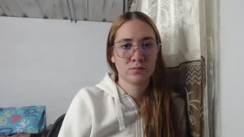 celeste online show from December 4, 2:44 am