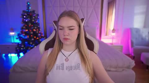 celestenoirr online show from January 6, 8:29 am