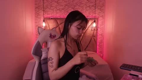        online show from October 18, 12:09 pm