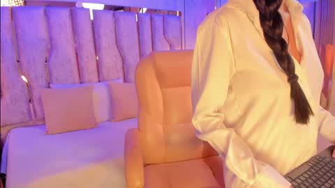 celestte_sm online show from April 18, 7:07 pm