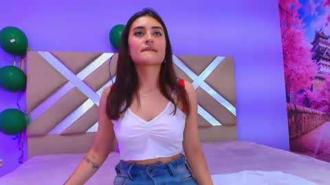       online show from April 18, 7:58 pm