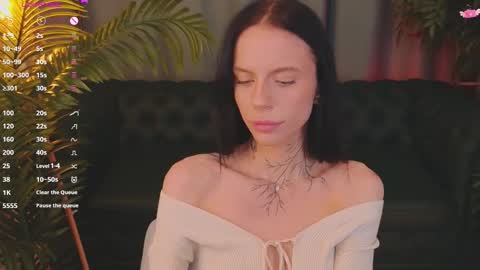 Casey online show from November 15, 10:00 pm