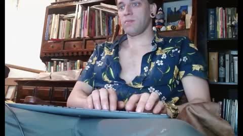 Snapshot of cguffey2284 chatting on February 13, 9:28 pm cguffey2284 online show from February 13, 9:28 pm