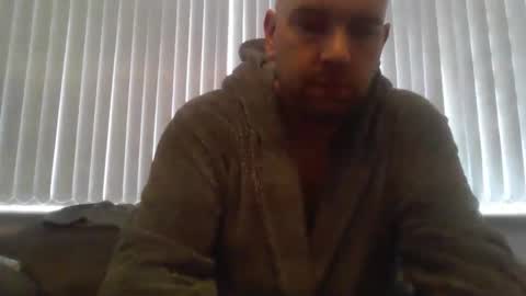 ch33ky85 online show from November 10, 10:40 am