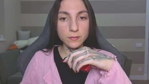 Kate online show from March 26, 7:13 am