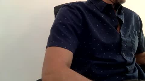 Chags online show from November 6, 4:43 pm