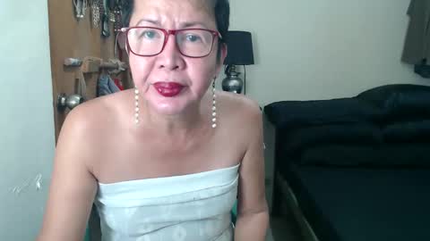 Snapshot of champaka123 chatting on September 13, 1:30 am champaka online show from September 13, 1:30 am
