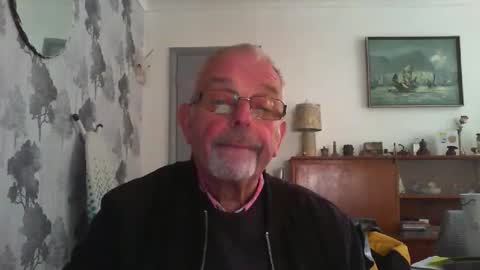 Champers online show from May 11, 12:45 pm