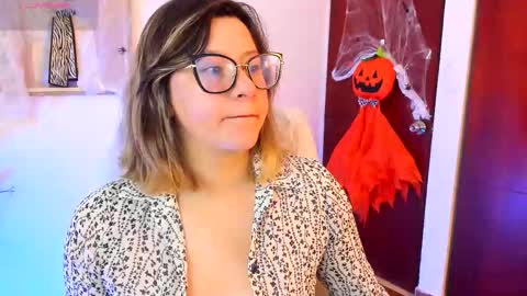 chanell online show from October 27, 11:54 am