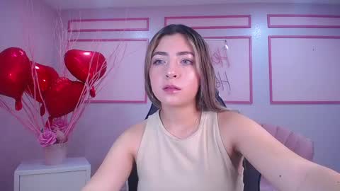 Snapshot of channel_blonde_a chatting on February 8, 4:47 pm channel_blonde_a online show from February 8, 4:47 pm