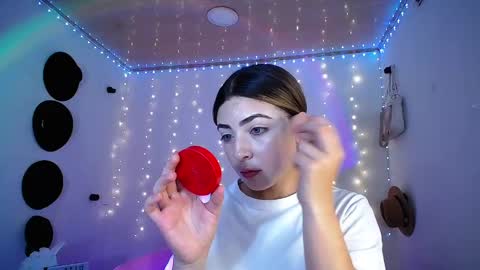 Snapshot of channel_blonde_a chatting on March 10, 6:01 pm channel_blonde_a online show from March 10, 6:01 pm