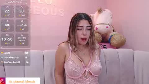 Snapshot of channel_blonde_a chatting on January 20, 7:57 pm channel_blonde_a online show from January 20, 7:57 pm