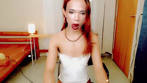 Snapshot of chantal_fuck chatting on March 5, 2:45 pm chantal_fuck online show from March 5, 2:45 pm