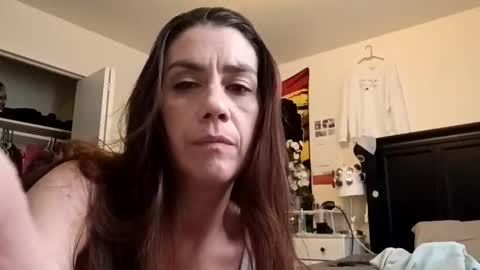 Beautifuldisaster online show from November 10, 7:16 pm