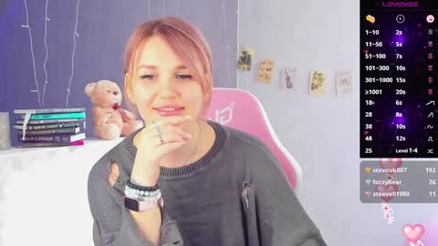 Suzanna Snow online show from March 6, 7:36 am