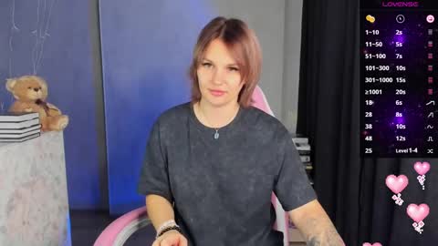 Suzanna Snow online show from February 23, 4:07 am