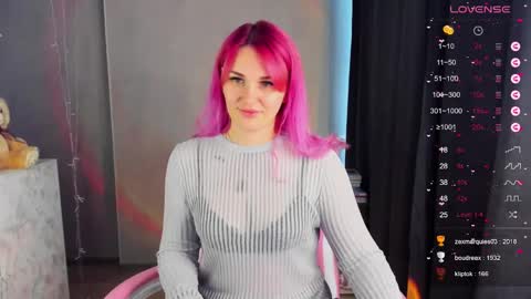 Suzanna Snow online show from January 24, 8:02 am