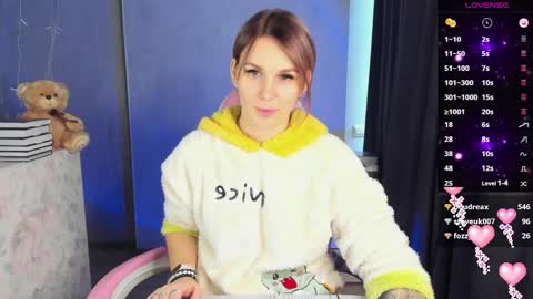 Suzanna Snow online show from February 25, 7:09 am