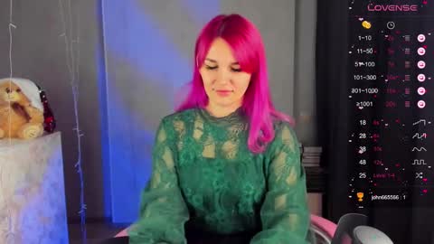 Suzanna Snow online show from January 12, 4:00 am