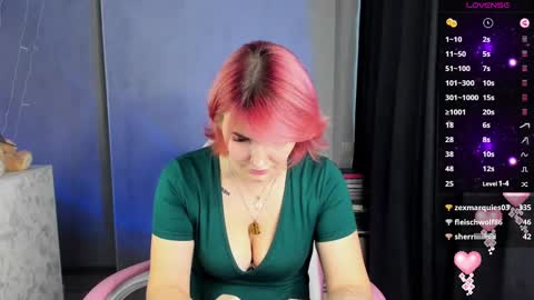 Suzanna Snow online show from February 17, 7:04 am