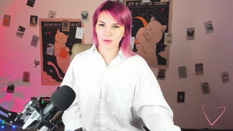 Suzanna Snow online show from October 24, 5:19 am