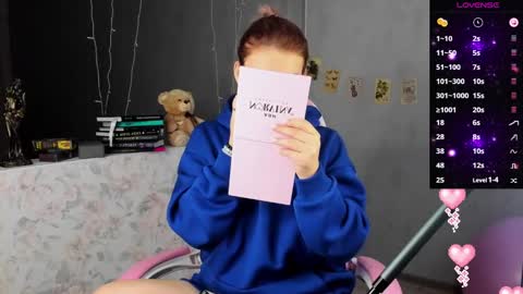 Suzanna Snow online show from March 3, 4:25 am