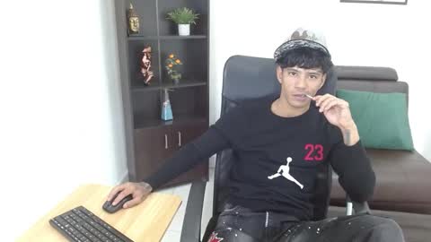 Charlie oconnor online show from February 8, 3:08 am