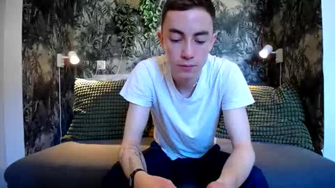 Snapshot of charlieseyer chatting on March 3, 10:49 am carlos reyes online show from March 3, 10:49 am