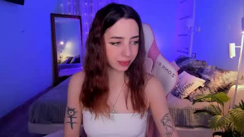 Charli online show from April 15, 8:17 am