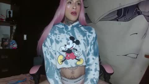 Snapshot of charlotbelucci_ chatting on September 13, 9:45 am Ale punky online show from September 13, 9:45 am