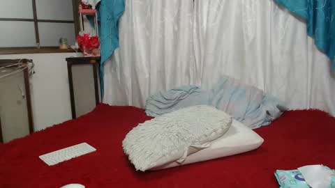 karinaa independent model online show from March 12, 1:20 am