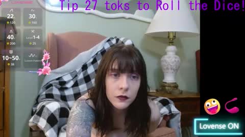 Charlotte online show from April 11, 1:21 am