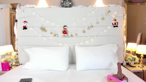 Charlotte online show from December 1, 11:41 am