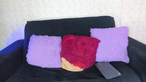 charlotte_skinny11_aws online show from October 27, 2:50 pm