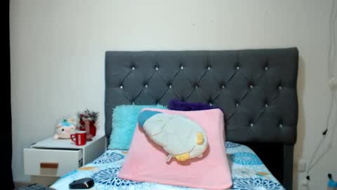 charlottee07 online show from January 8, 4:29 am