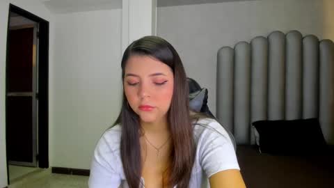 charlottee_starr online show from January 12, 7:43 pm